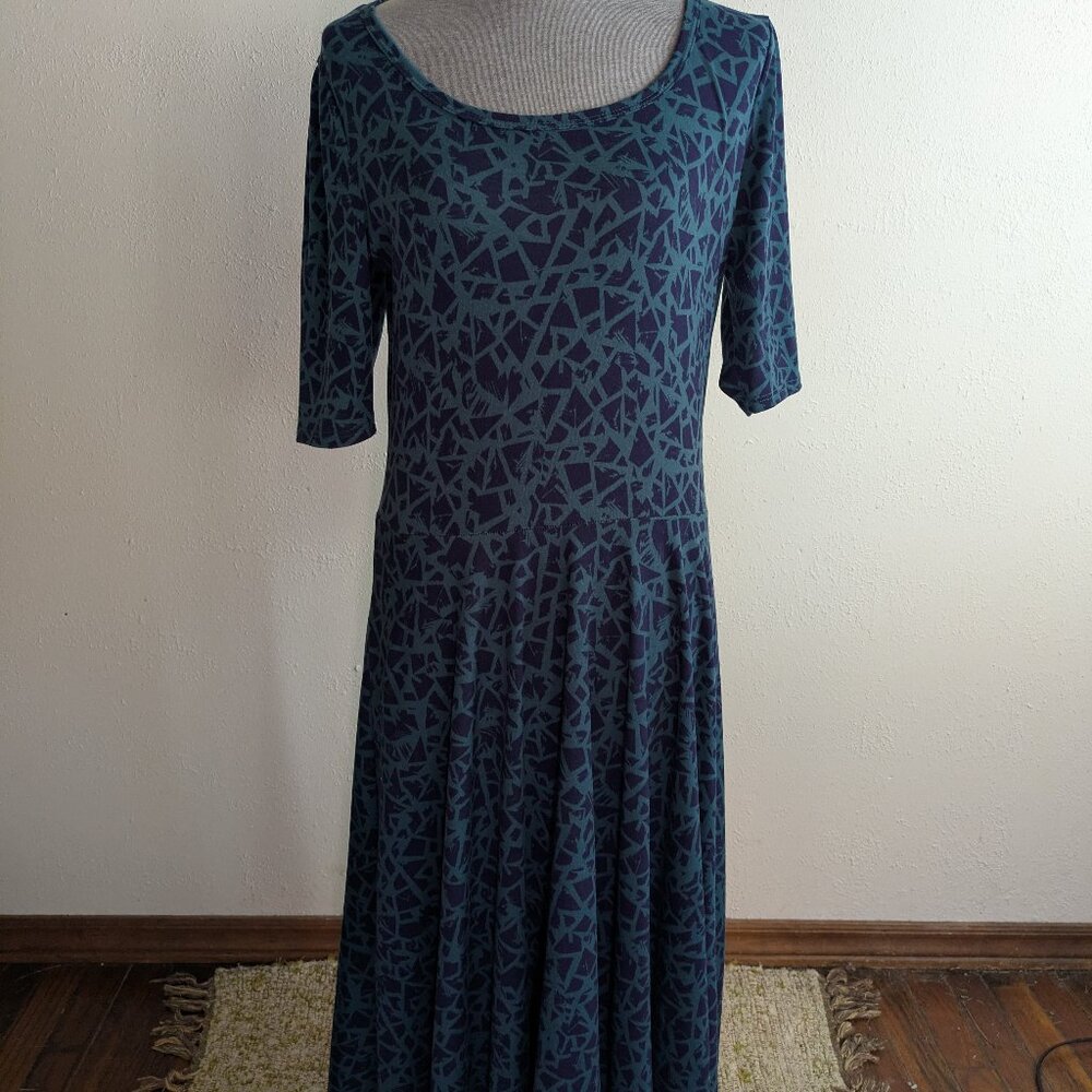 Funky Quarter Sleeve Midi Dress